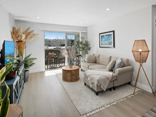 432 Edgehill Ln Unit 46, Oceanside, CA 92054