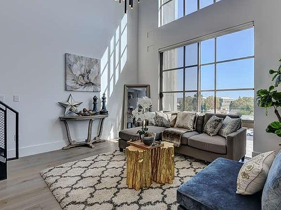 4th image of 334 Santana Row APT 314
