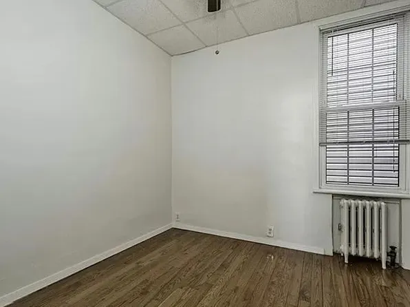 48 Jefferson Avenue image 11 of 27