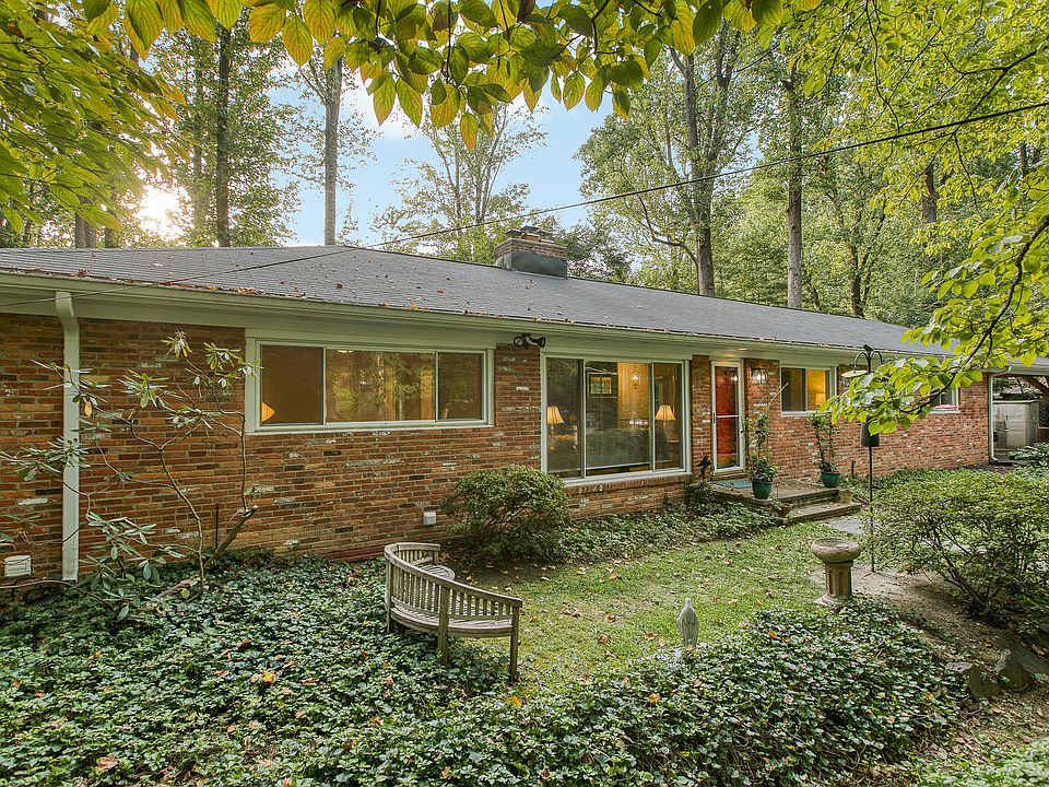 1st image of 3724 Woodland Cir