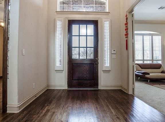 2nd image of 2200 Scenic Dr