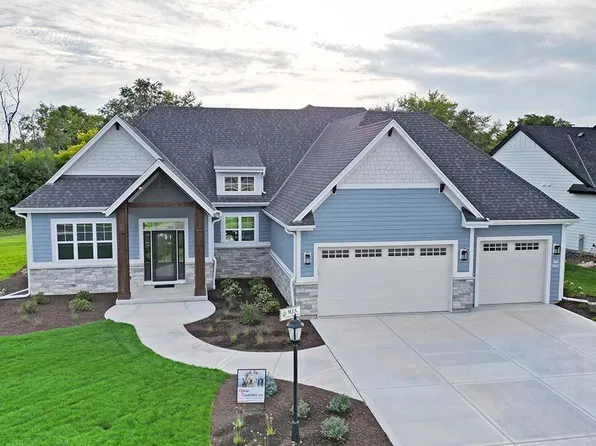 1342 W Falcon DRIVE, Mequon, WI 53097