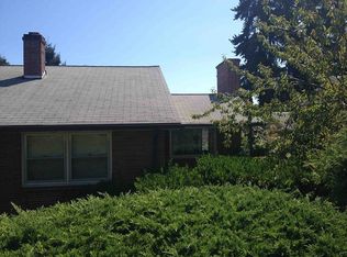 6044 38th Ave NE, Seattle, WA 98115