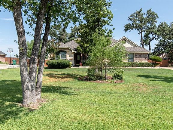 2nd image of 6704 Forest Oaks Ct