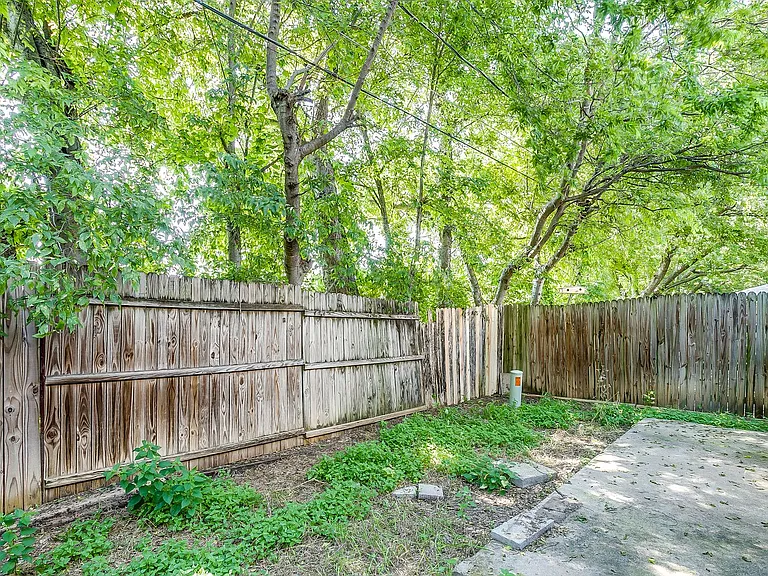 127 Allencrest Dr — Photo 37