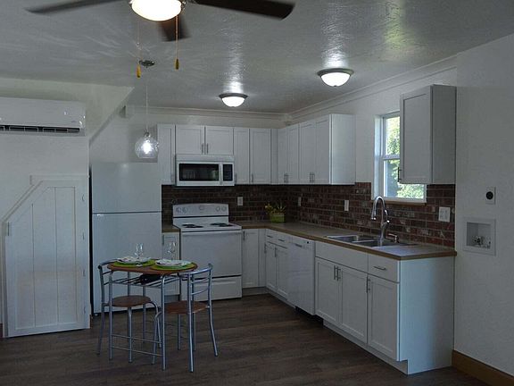 3rd image of 1586 Johnson Rowe Drive