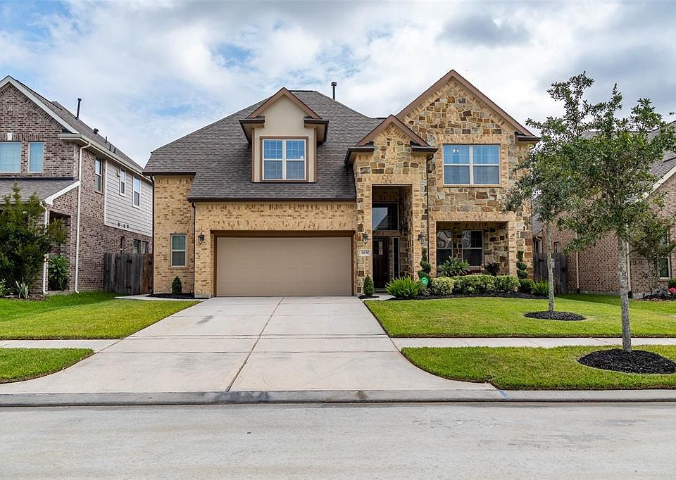 1st image of 24130 Blue Crest Dr