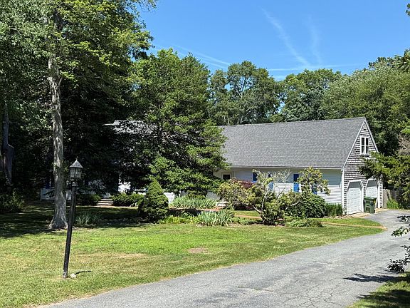 2nd image of 74 Holly Ridge Drive
