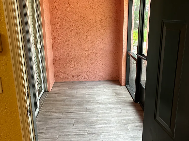 150 SW Peacock Blvd #104 — Photo 3