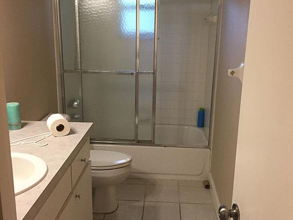 5th image of 3808 E Fort King St