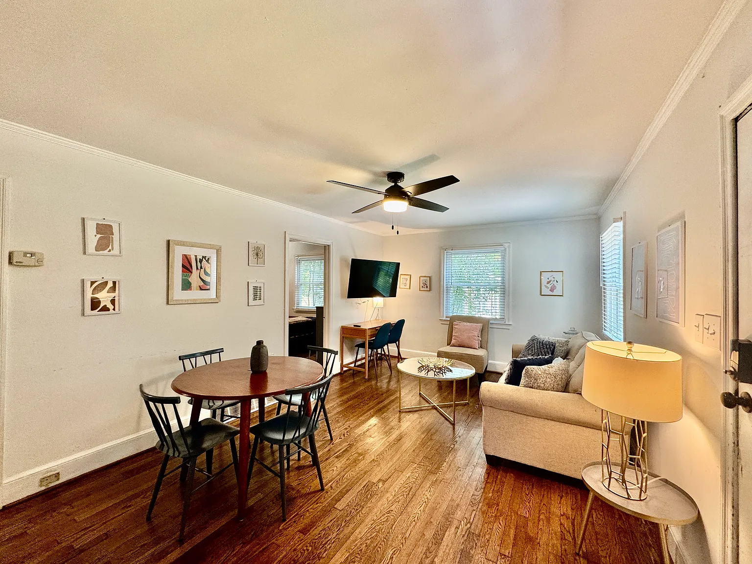 2 bed, 850 sqft, $1,545 — Photo 4
