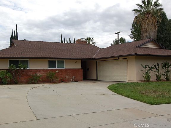 2nd image of 8484 Monteel Pl