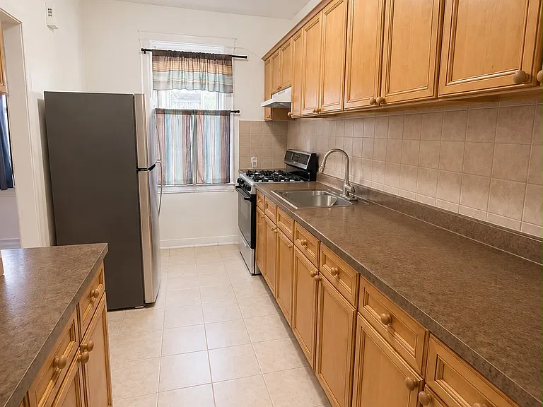 461 Fairview Ave #2 — Photo 1