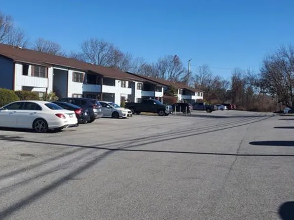 160-166 West Rd #C34, Pleasant Valley, NY 12569