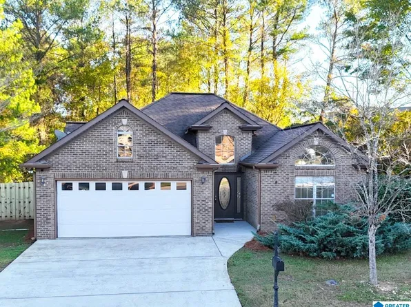617 Crosscreek Cv, Pelham, AL 35124