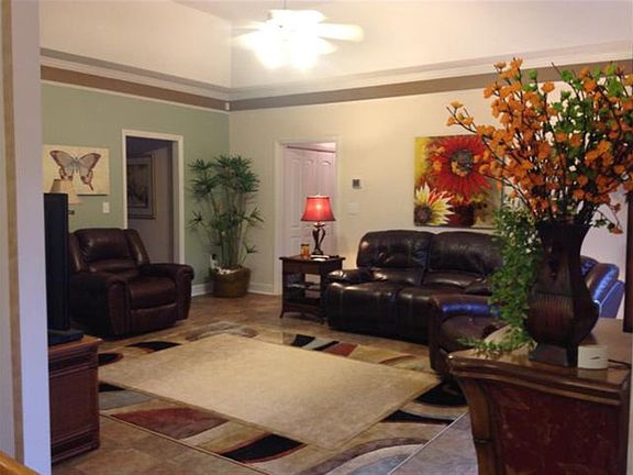 3rd image of 110 Brinkley Pl