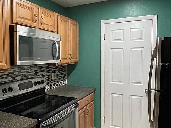 5th image of 216 Afton Sq Unit 306