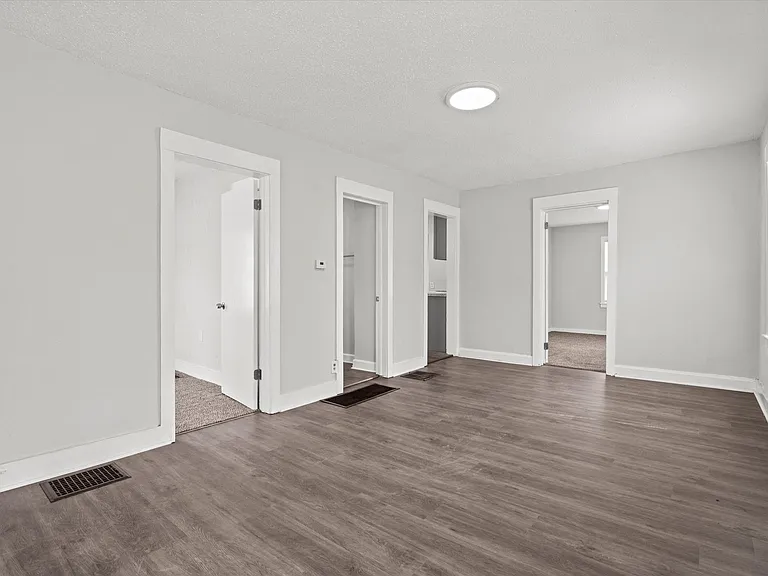 6915 Agnes Ave #1 — Photo 14