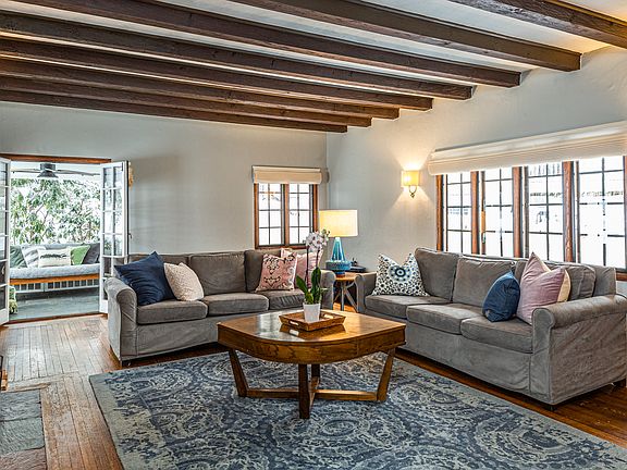 251 Pondfield Road W