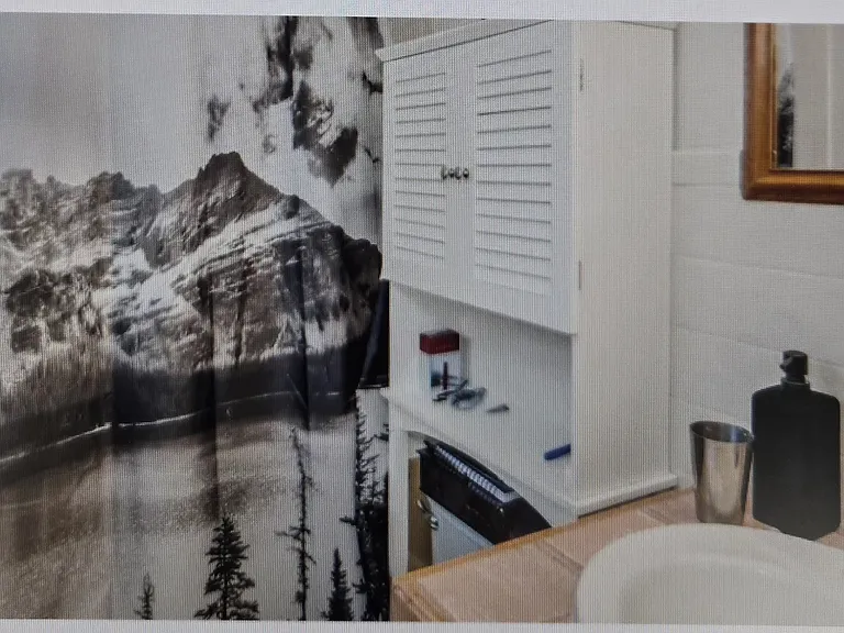 540 W 8th St — Photo 3