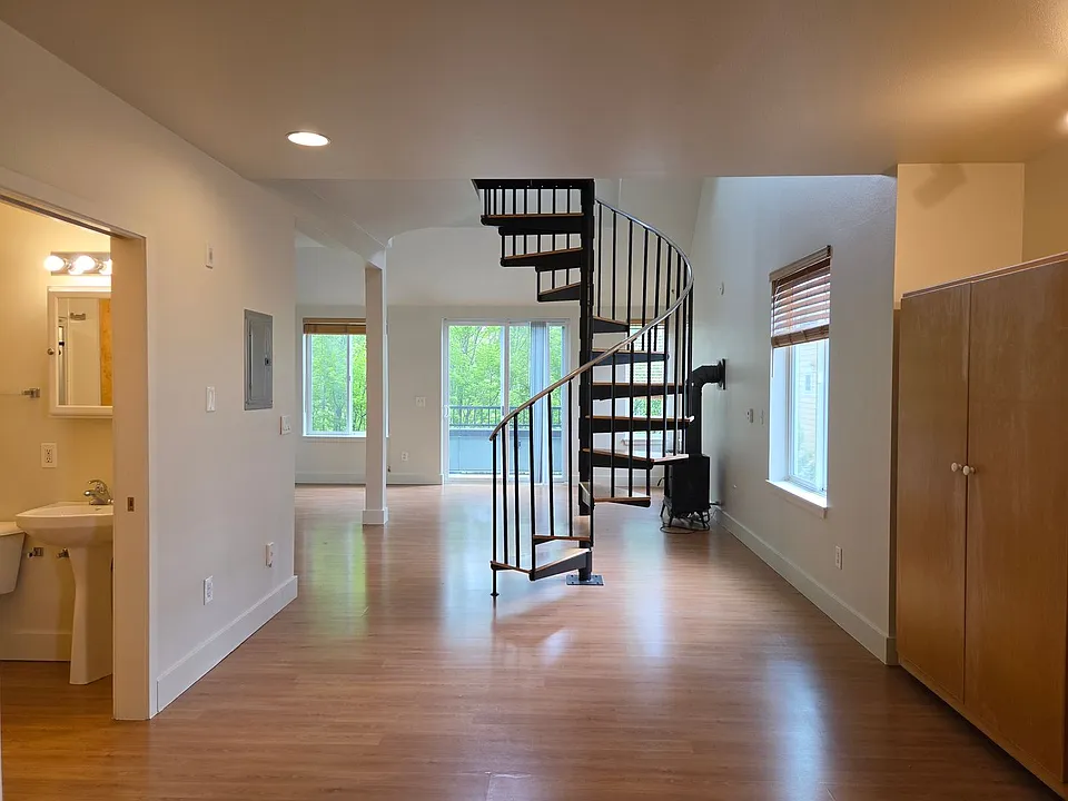 Wallingford Court 4038