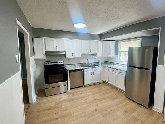 2nd image of 316 Cameron Rd