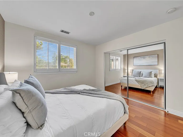 17 Riveroaks — Photo 14