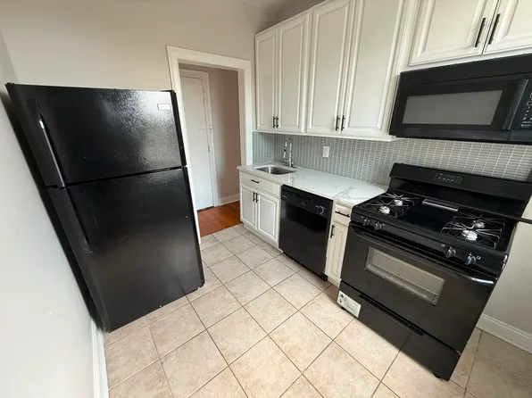 1060 Westside Ave #33E, Jersey City, NJ 07306