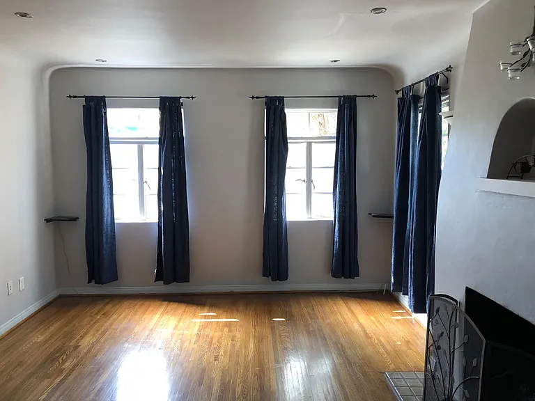 360 Adams Ave — Photo 21