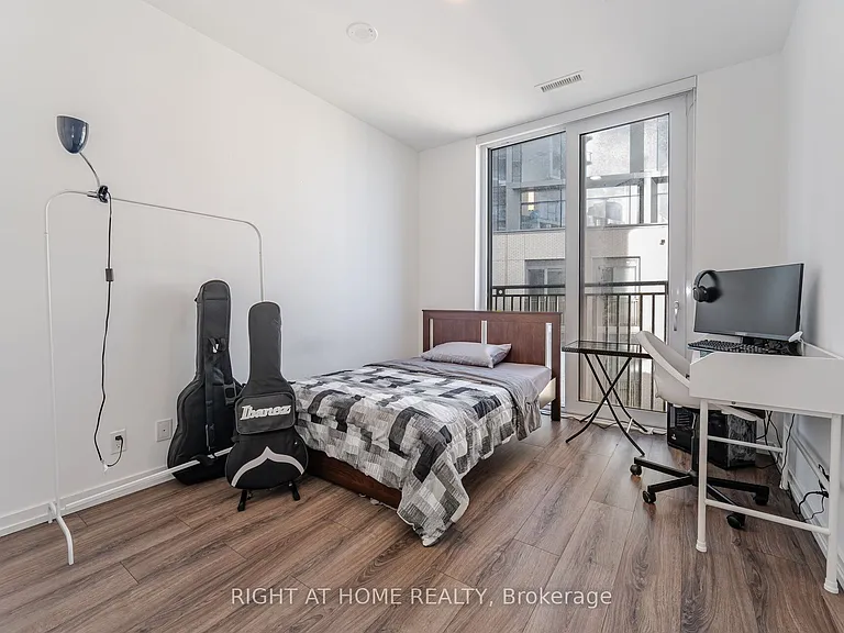 7890 Jane St #508 — Photo 30