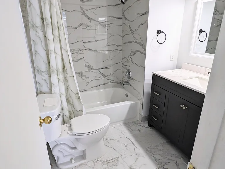 3150 W Rolling Hills Cir #102 — Photo 1