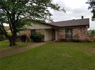 1006 Nancy Ln, Lancaster, TX 75134
