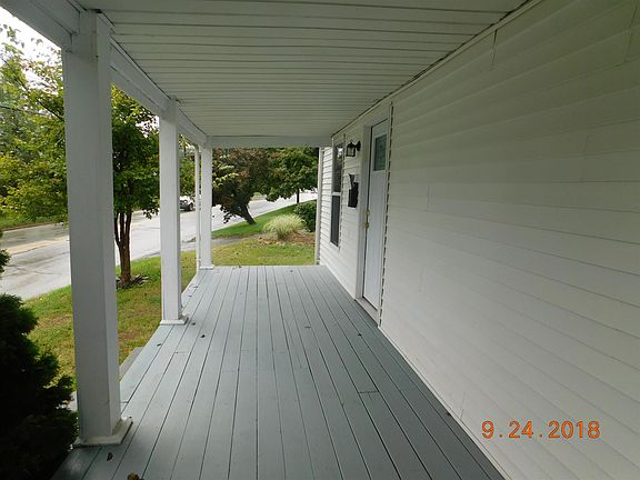 5th image of 805 W Mulberry St