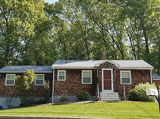 145 Lonsdale Farm Rd, Cumberland, RI 02864