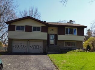 1529 Sequoia Ln, Darien, IL 60561