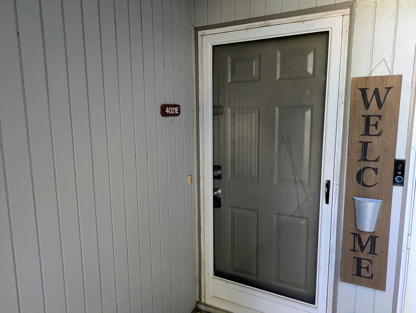 4021 E Whirlaway Court — Photo 2