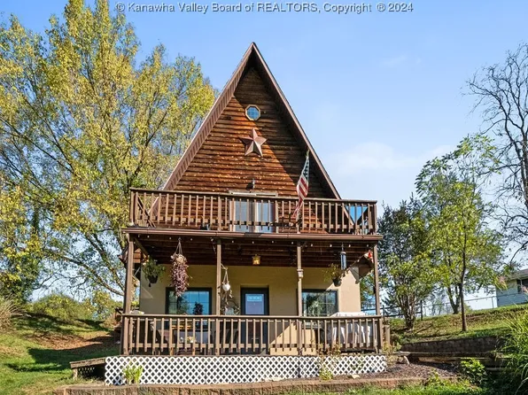 155 Hillview Dr, Charleston, WV 25312