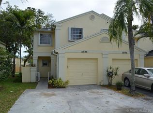 11840 SW 100th St, Miami, FL 33186