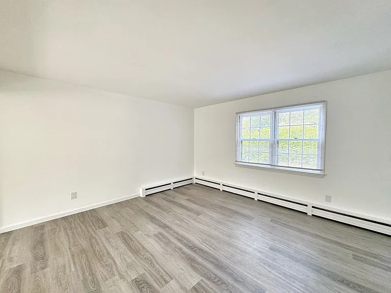 21 Avenue B #A — Photo 4