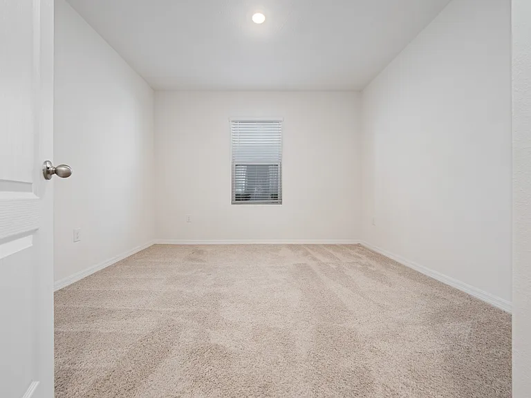 708 Tortugas St — Photo 19