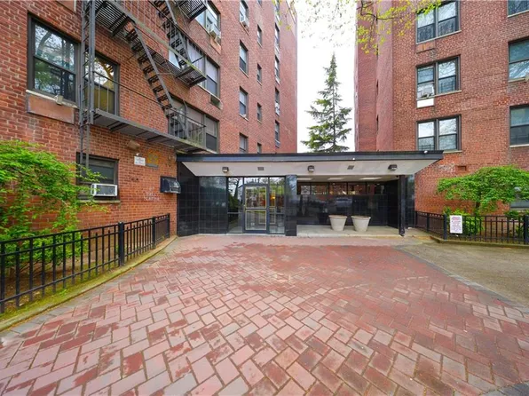 145 Lincoln Ave APT 7E, Staten Island, NY 10306
