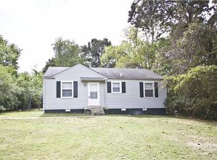 2038 Laura Dr, Clarksville, TN 37042