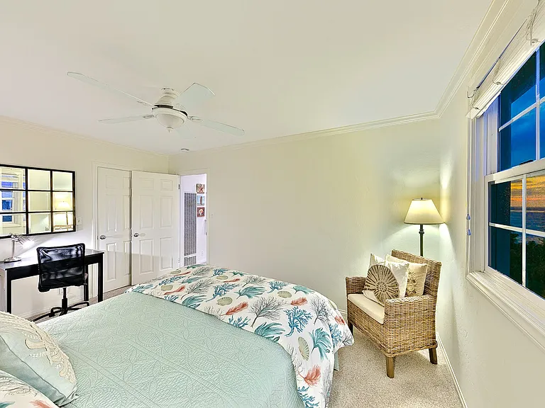 215 Bonair St #7 — Photo 24