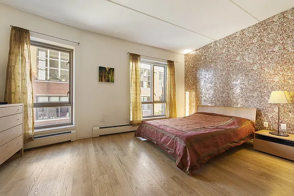 Sold by Nest Seekers International | media 22