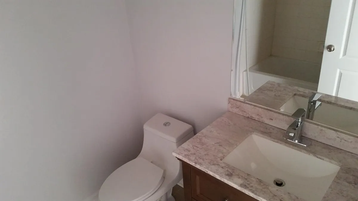 Building Photo - 18058 Villa Creek Dr