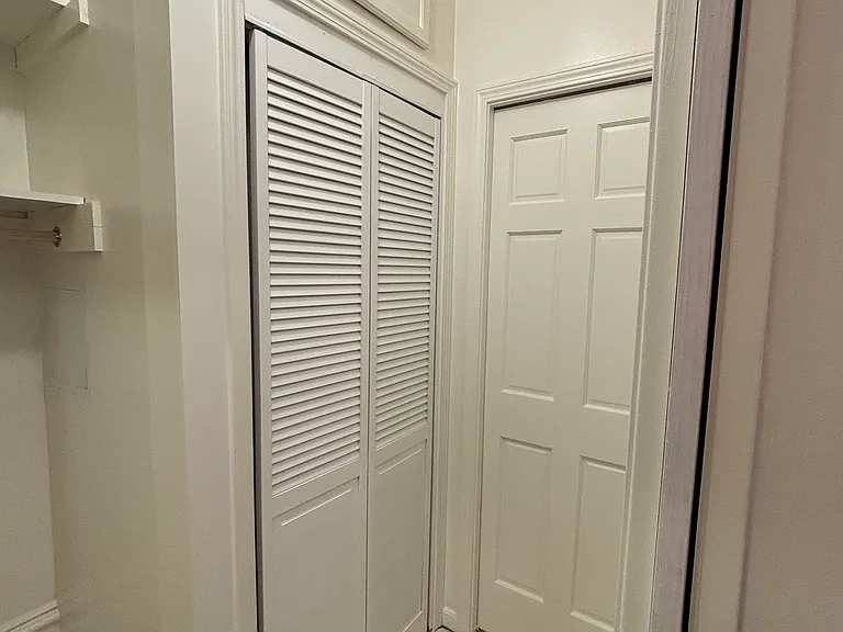 2914 California St #1 — Photo 16