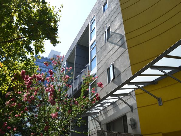 33 S 3rd St APT 302