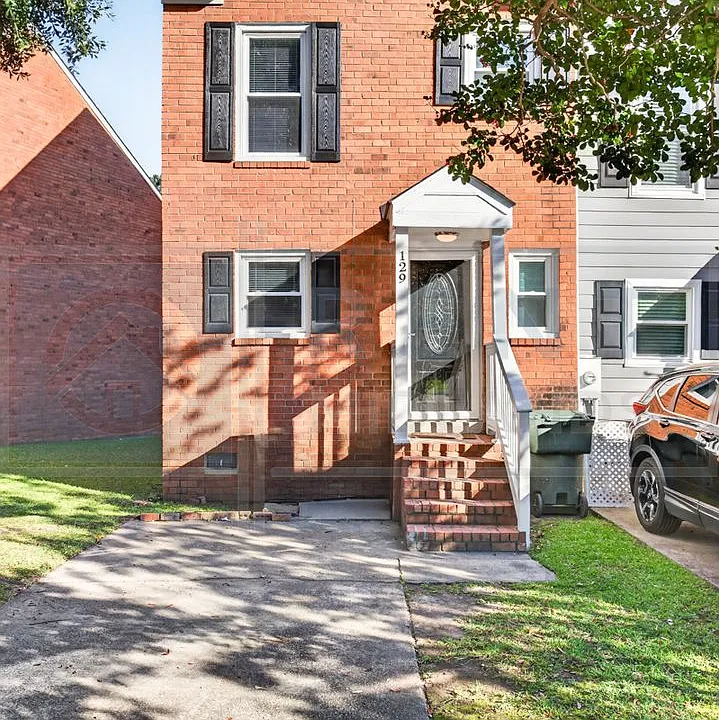 129 Village Walk