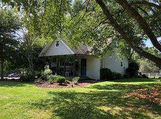 233 Oak Rd, Gibsonia, PA 15044