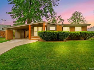 23030 Webster St, Oak Park, MI 48237